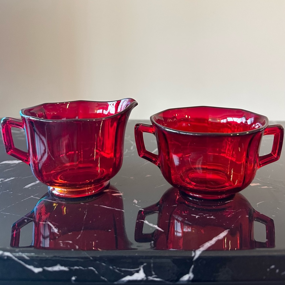 Circa 1930’s Imperial Molly #725 Ruby Red Amberina Glass Creamer Open Sugar Bowl